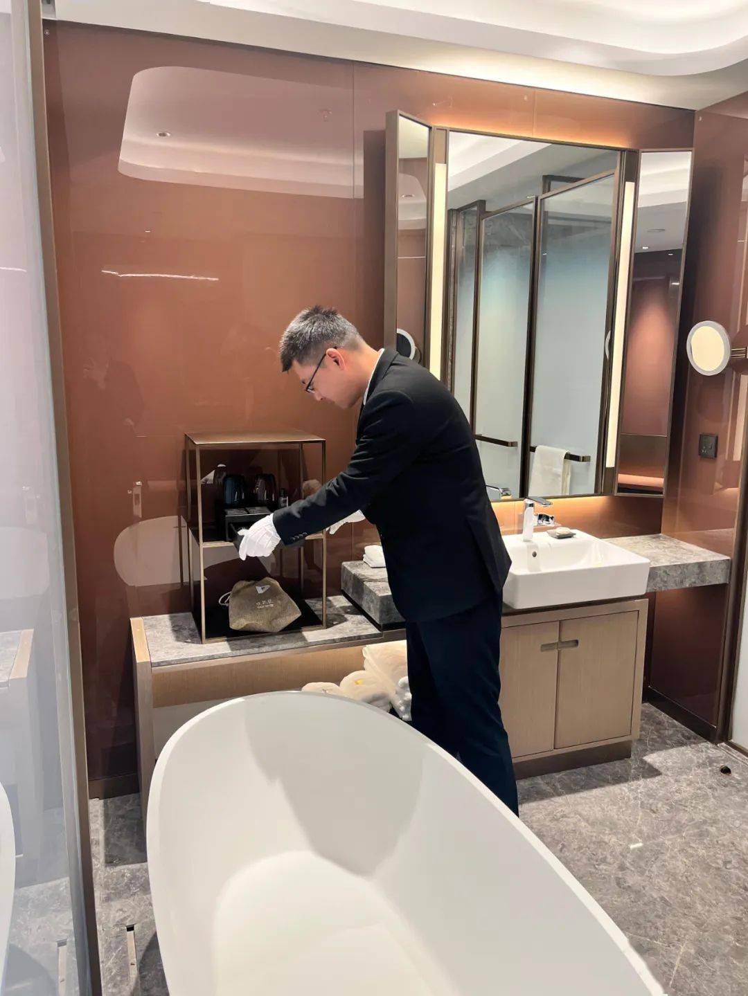 中天钢铁大酒店:以高质量服务打造酒店服务行业一流标杆_外宾_接待