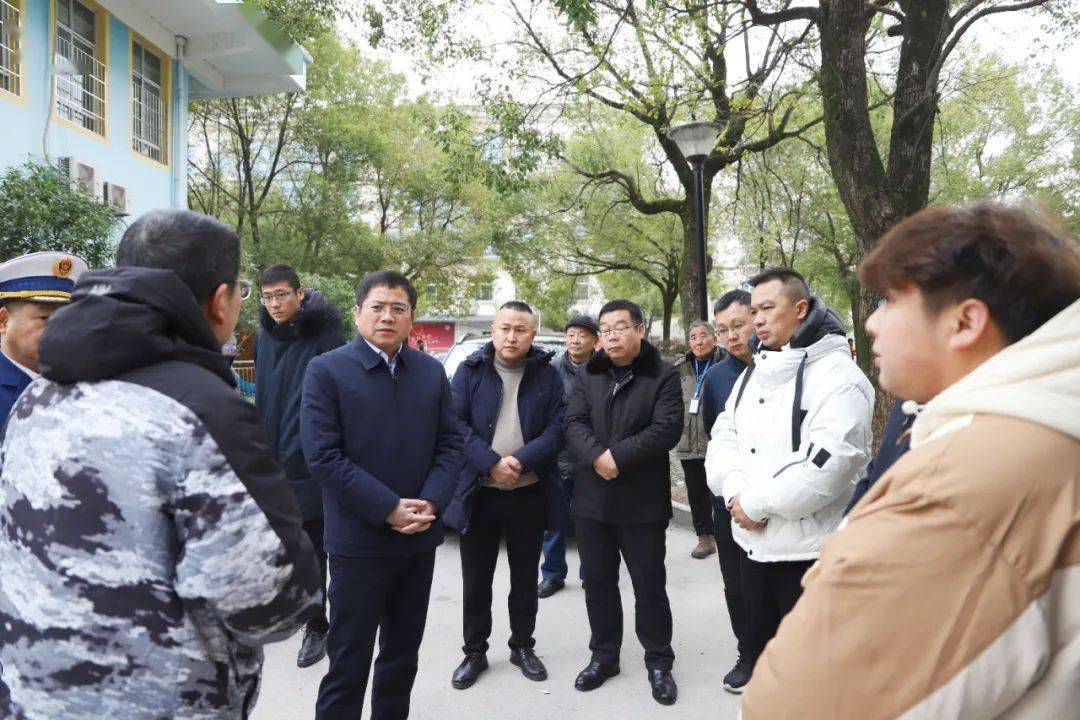 倪卫春深入两区督导检查安全生产和消防安全工作