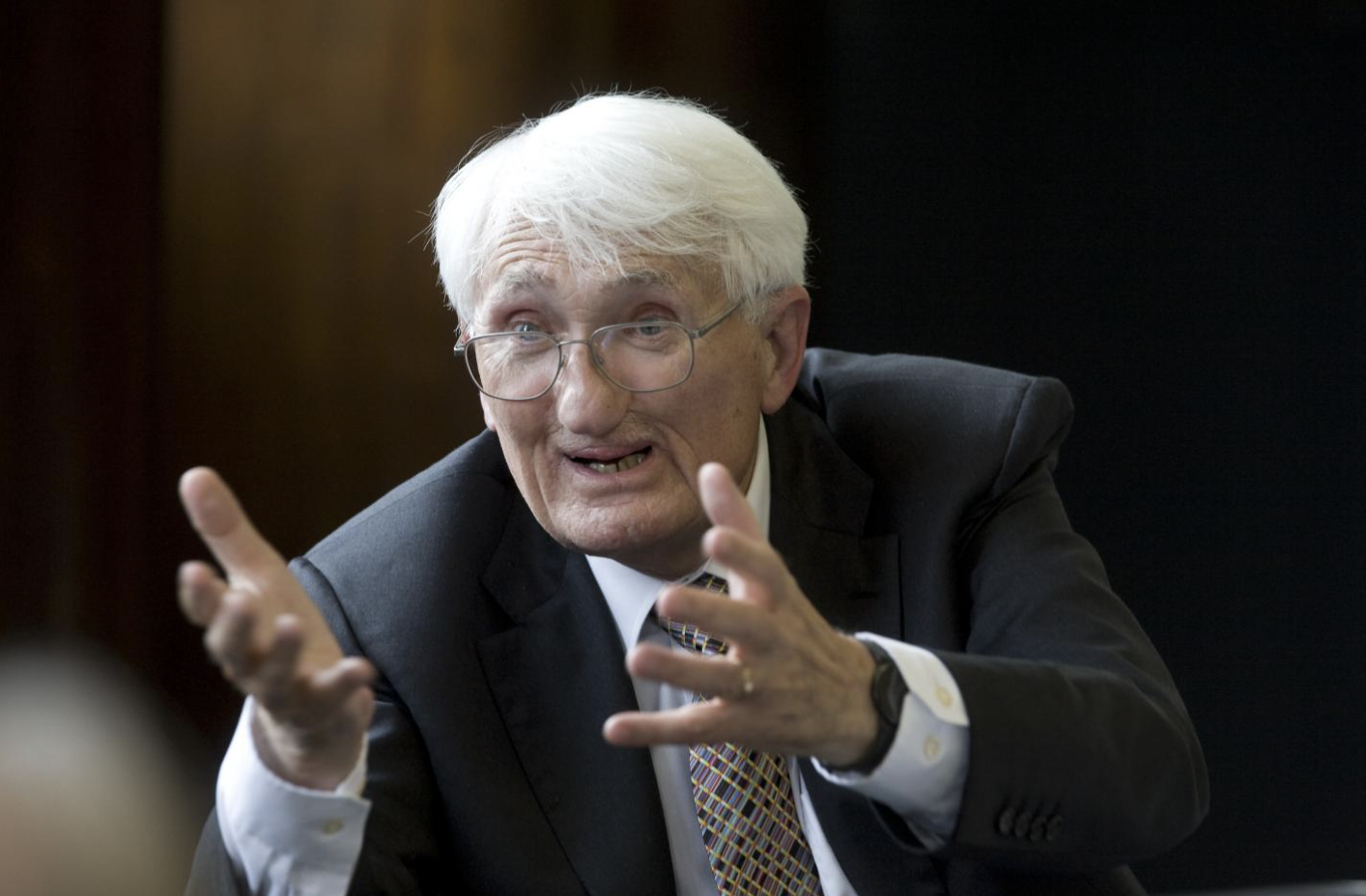 莱纳·福斯特_自由主义_语境