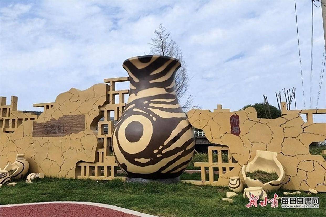 "文旅融合"让陇南西和宁家村焕发新生机_遗址_产业_发展