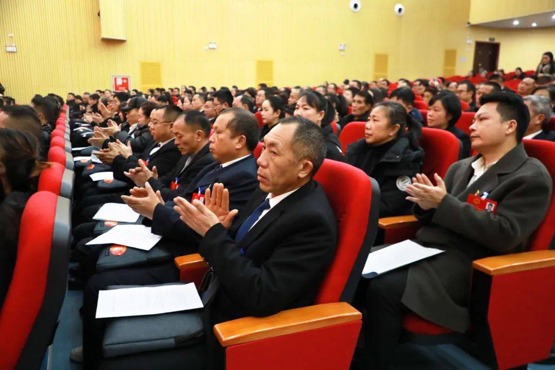 【桥城都匀征程新】都匀市十四届人大三次会议胜利闭幕_工作_张丽芳