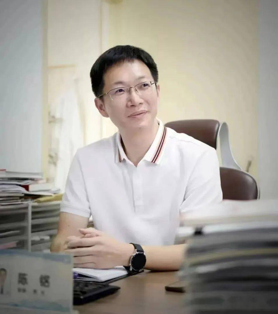 在晋江市乃至泉州医疗界,陈铭院长是圈内的名人