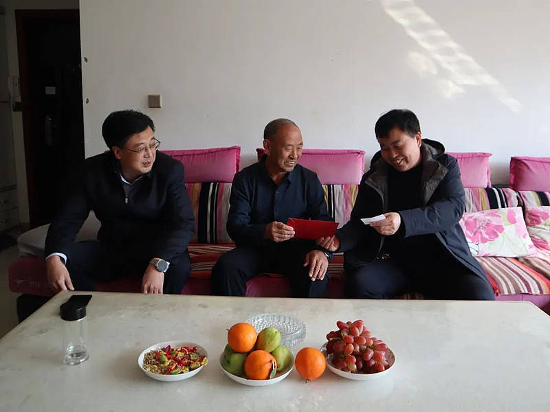 延川县开展走访慰问送温暖活动(三)_生活_董国璟_家庭