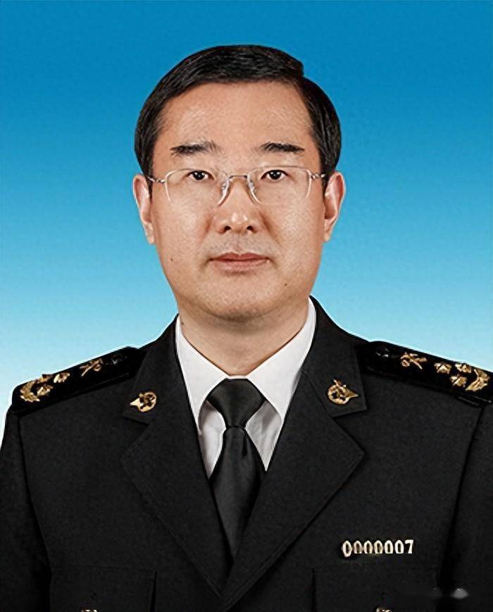 任命赵增连为海关总署副署长;任命章轲为国家医疗保障局局长;任命