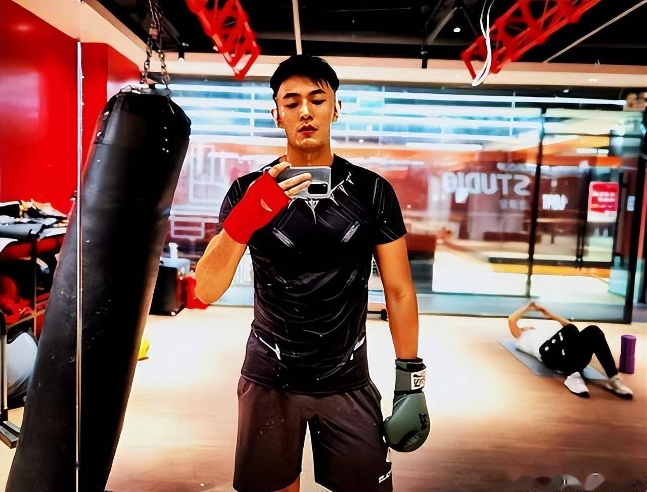 35岁男演员确诊恶性肿瘤,过程让人唏嘘_吴旭东_脂肪_治疗