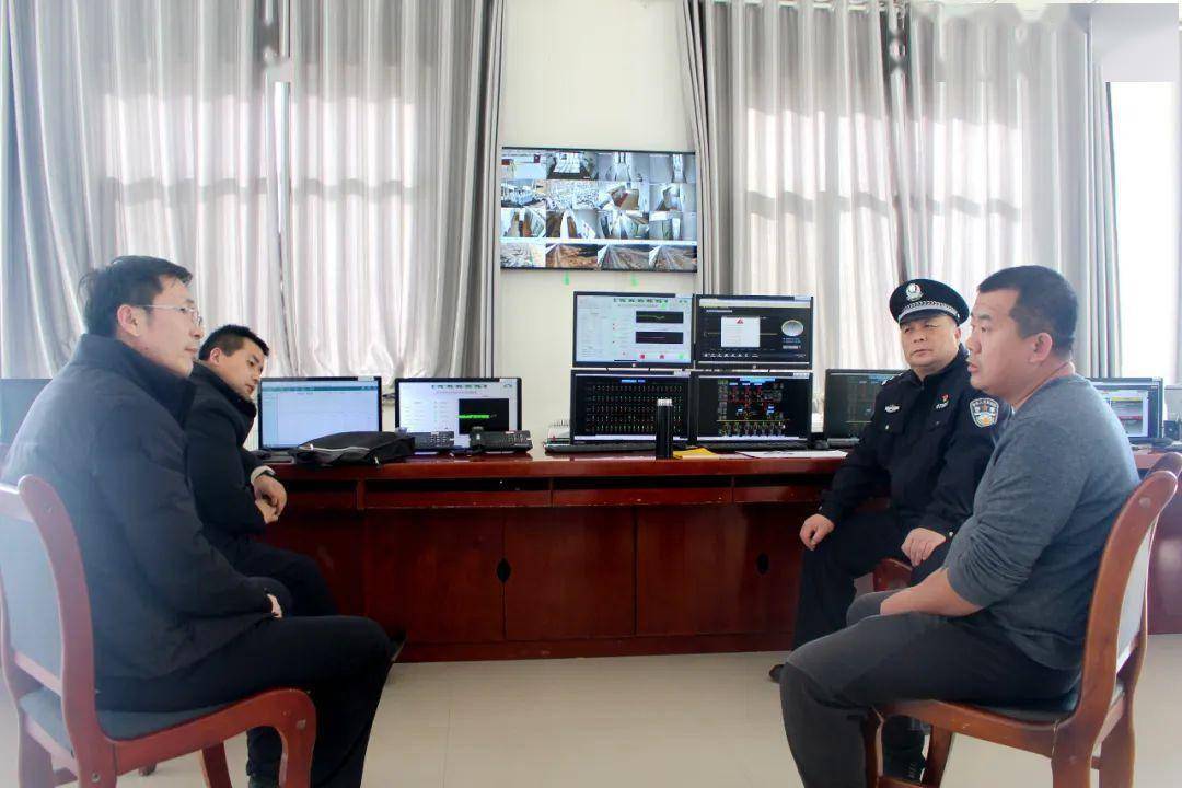 高台县公安局国保大队开展节前反恐怖安全检查_单位_防范_重点