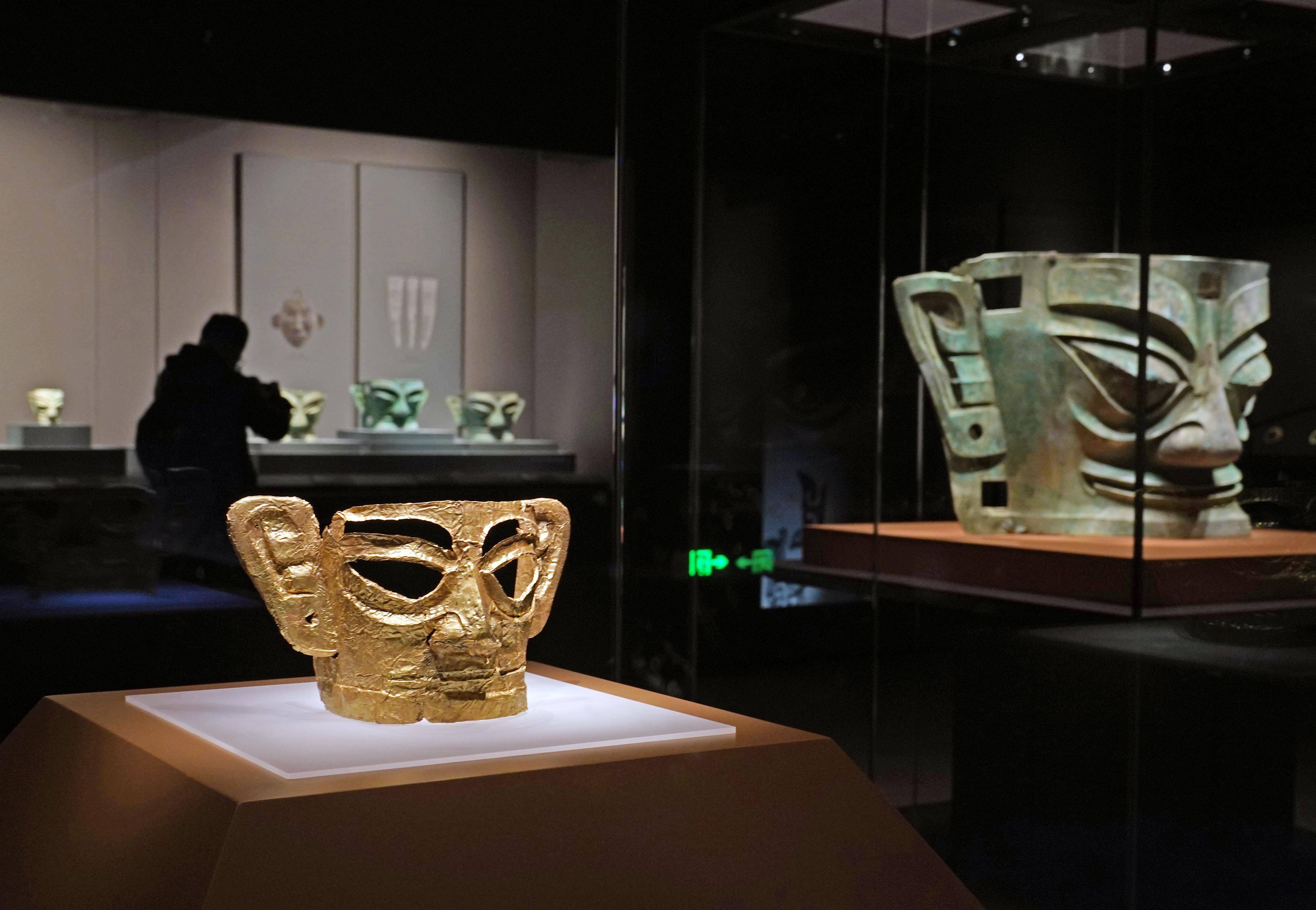 "星耀中国:三星堆·金沙古蜀文明展"在上海开幕
