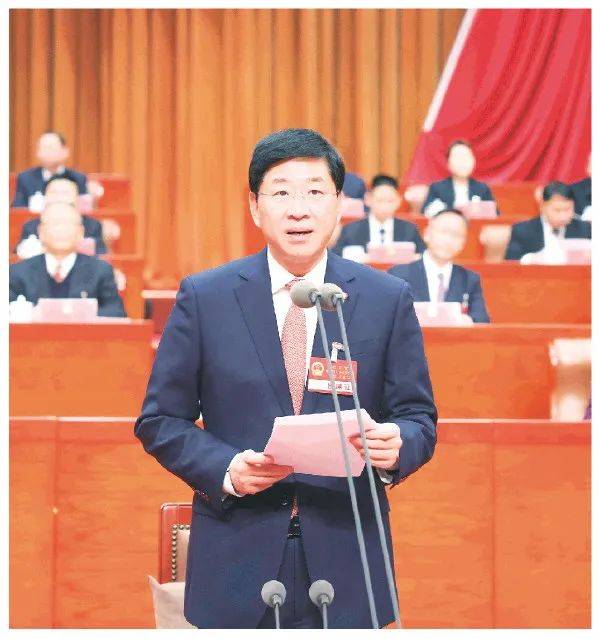 桂林市六届人大五次会议开幕 周家斌主持_发展_建设_突破