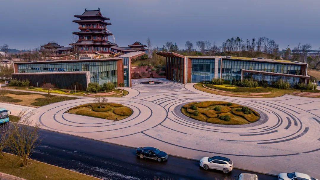 建设主会场外,同时增设了新津现代农艺,温江川派盆景,郫都花卉产业,邛