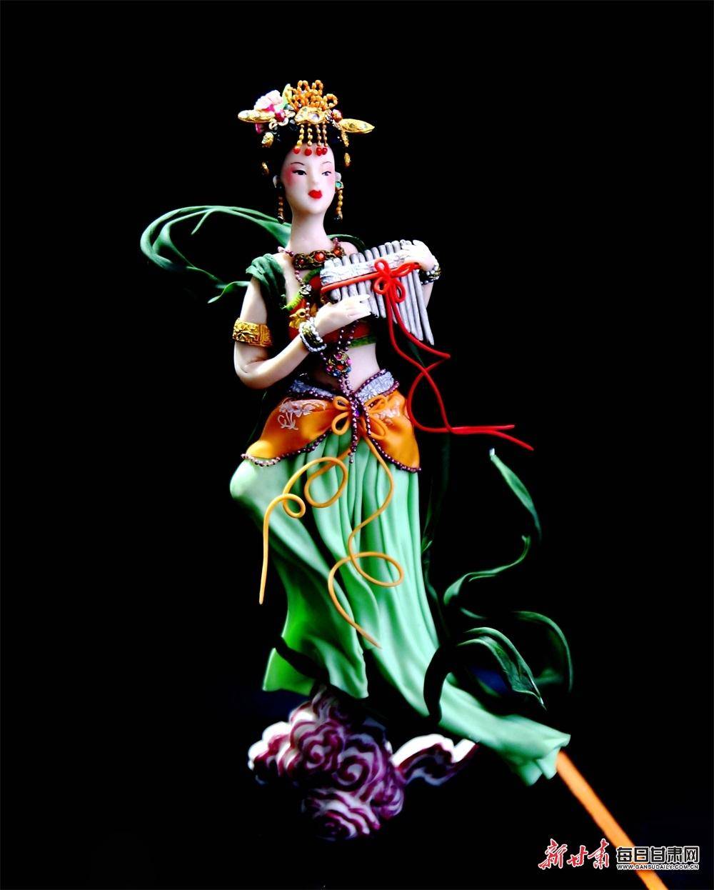面塑,俗称花馍,面人等,是中国传统民间艺术