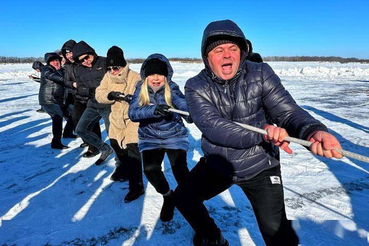 同江市八岔赫哲族乡冰雪乌日贡节暨冬捕文化节盛大开幕