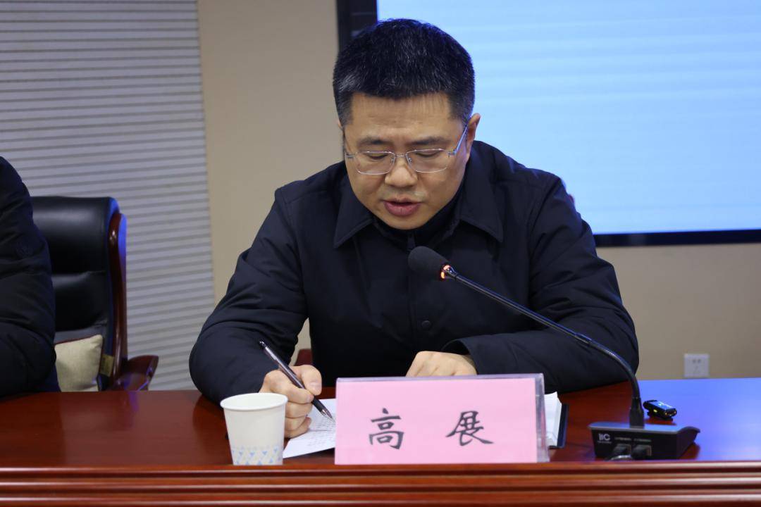 市人社局牵头举办"春节前后保障企业用工若干措施"新闻发布会