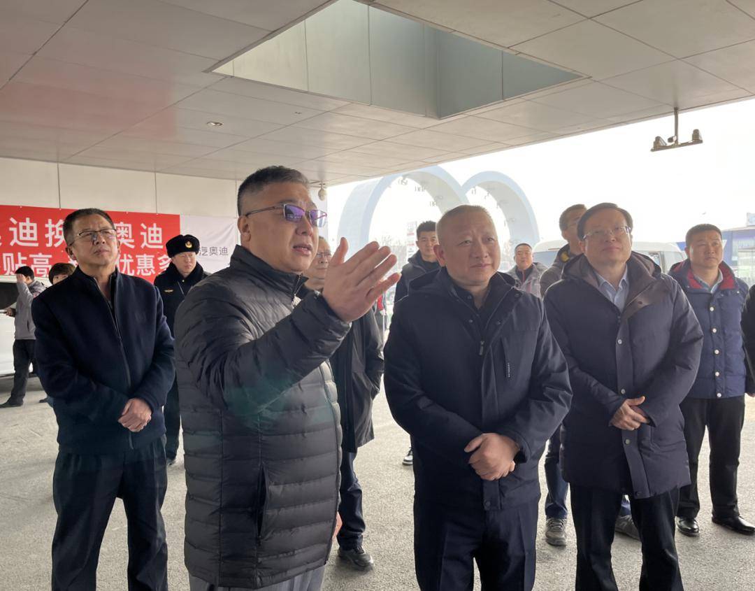 房山区交通局书记,局长曹燕杰,副局长董辉及相关人员一行莅临北京奥之