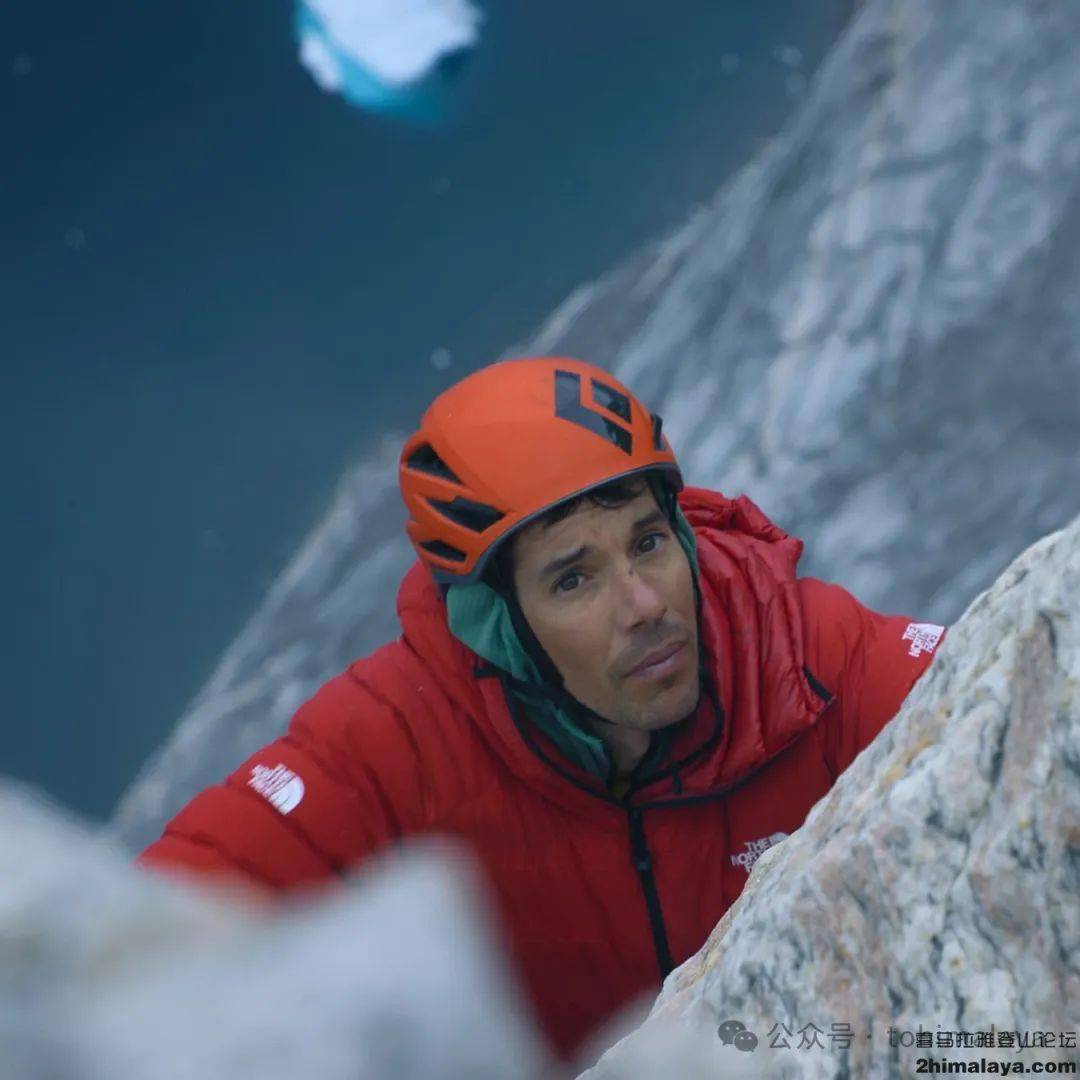 [格陵兰岛]alex honnold是否能说服人们关注格陵兰岛?_探险_山峰_地点