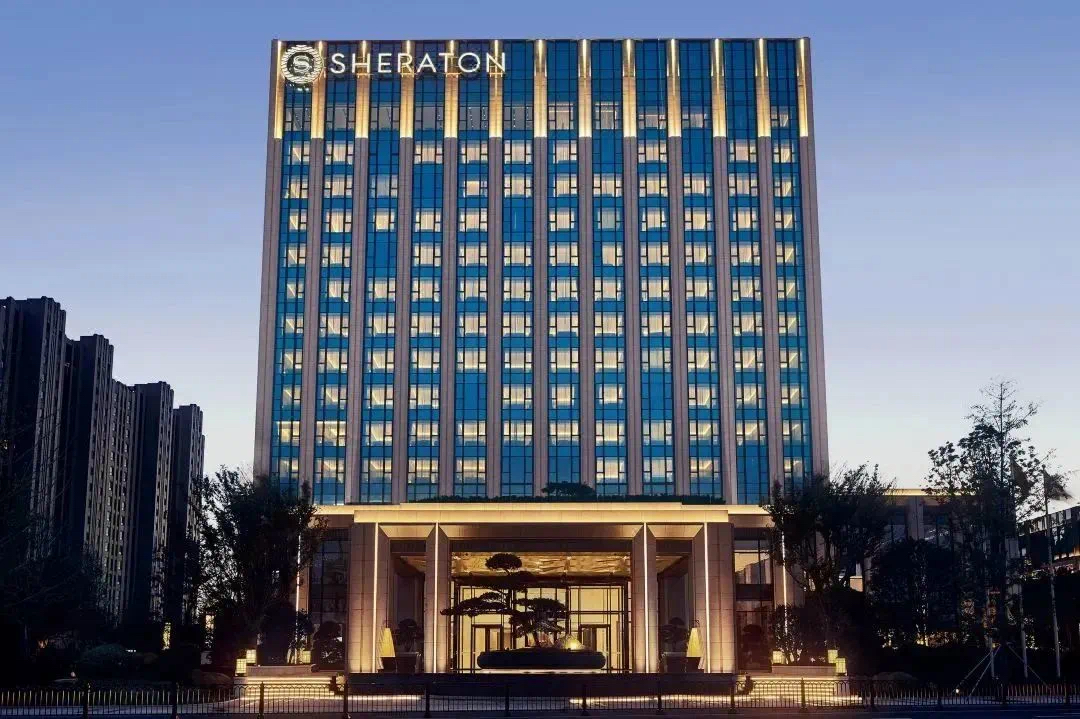 021-6759888802上海奉贤前昇希尔顿酒店新增宠物别墅客房可带萌宠入住