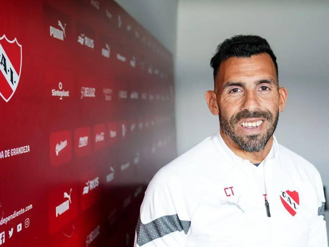 从没想过当教练的特维斯,华丽转身成新锐少帅_球员_想法_工作