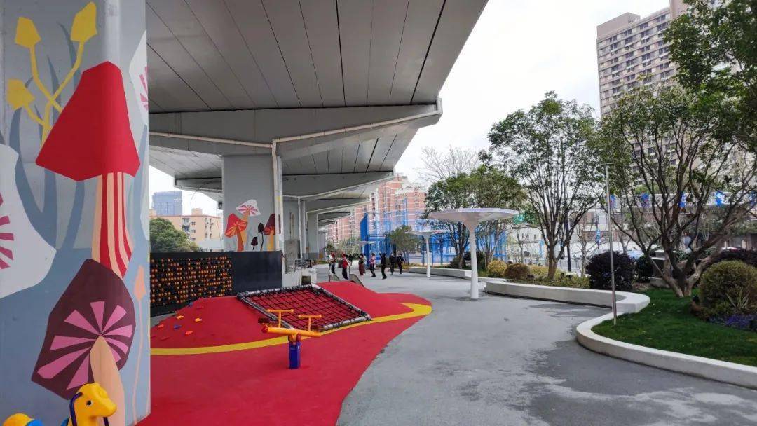 杨浦区彰武路彩虹公园更新项目在公众评选中获传播示范奖彩虹公园位于