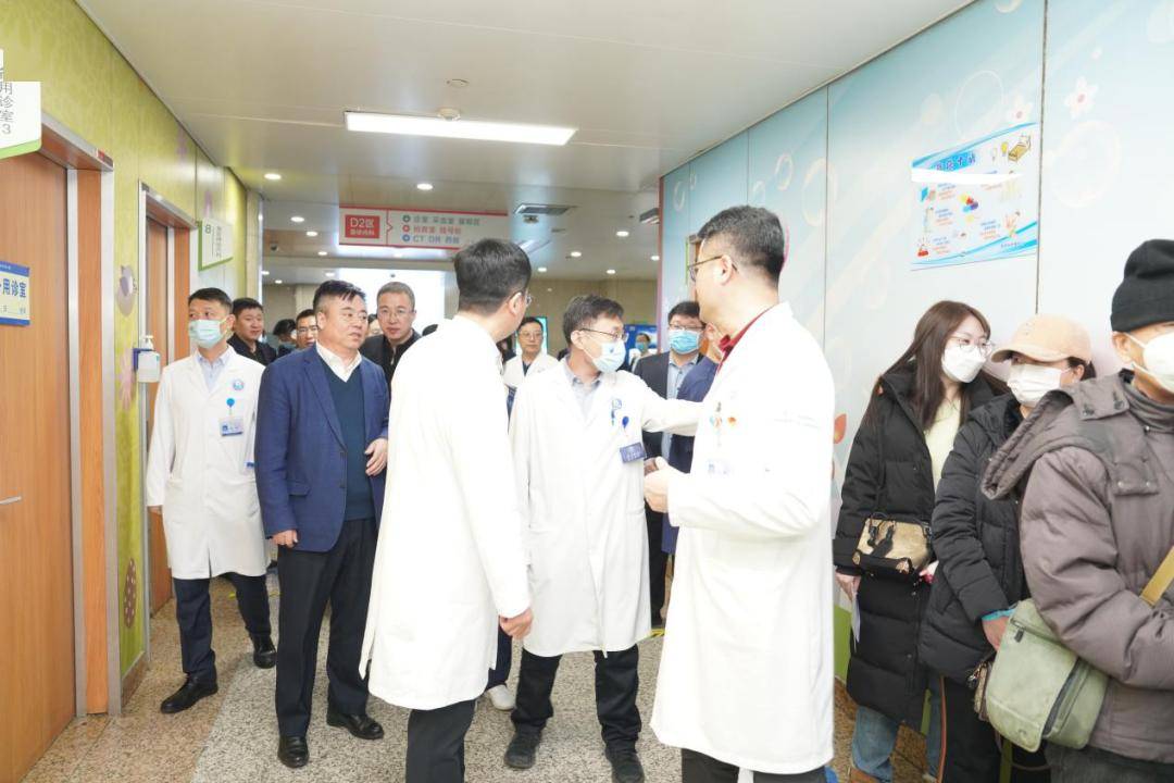 坚守安全"底线"不放松丨吉大一院院领导开展春节前安