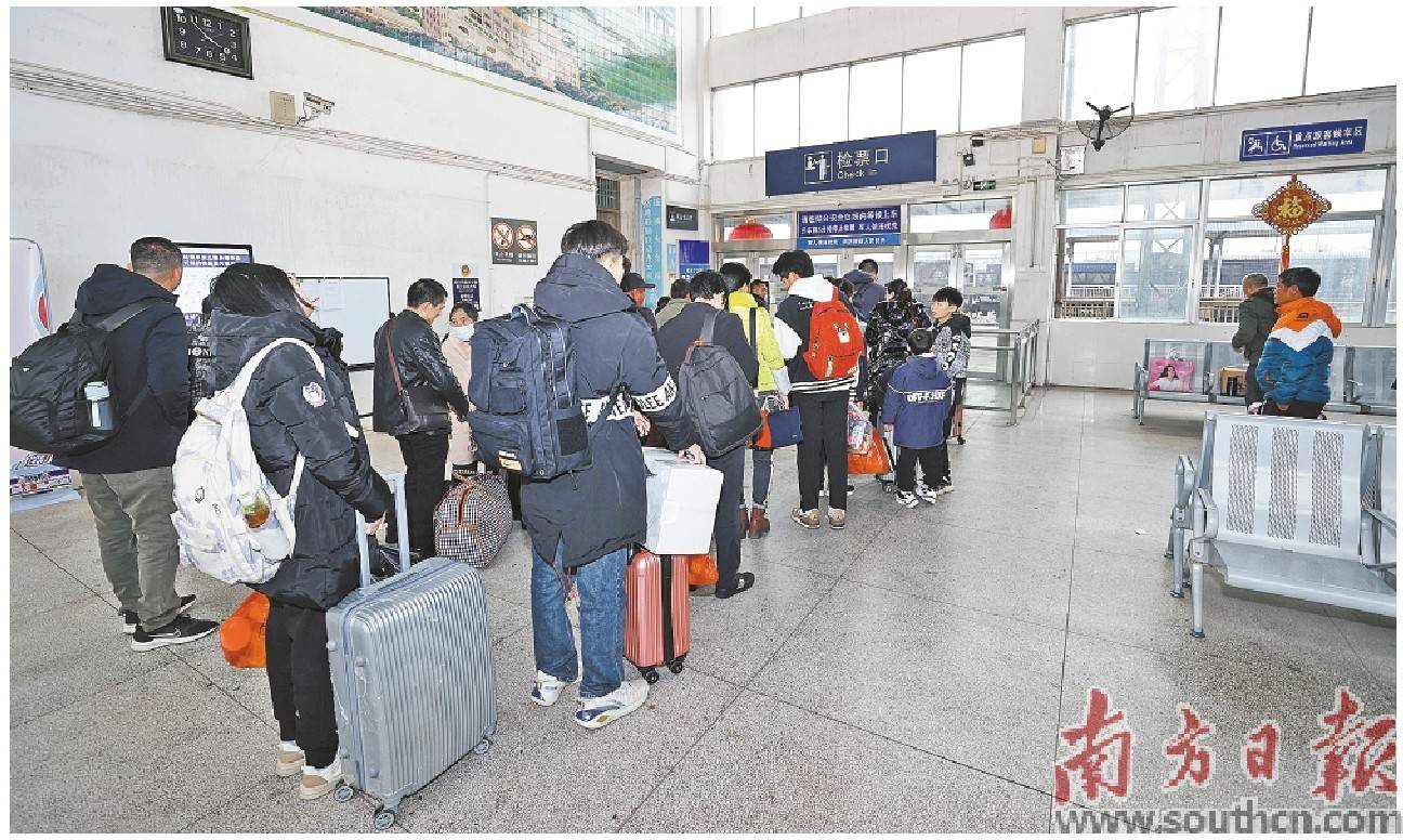 各方统筹保障"大动脉"畅通_遂溪县_春运_工作领导小组