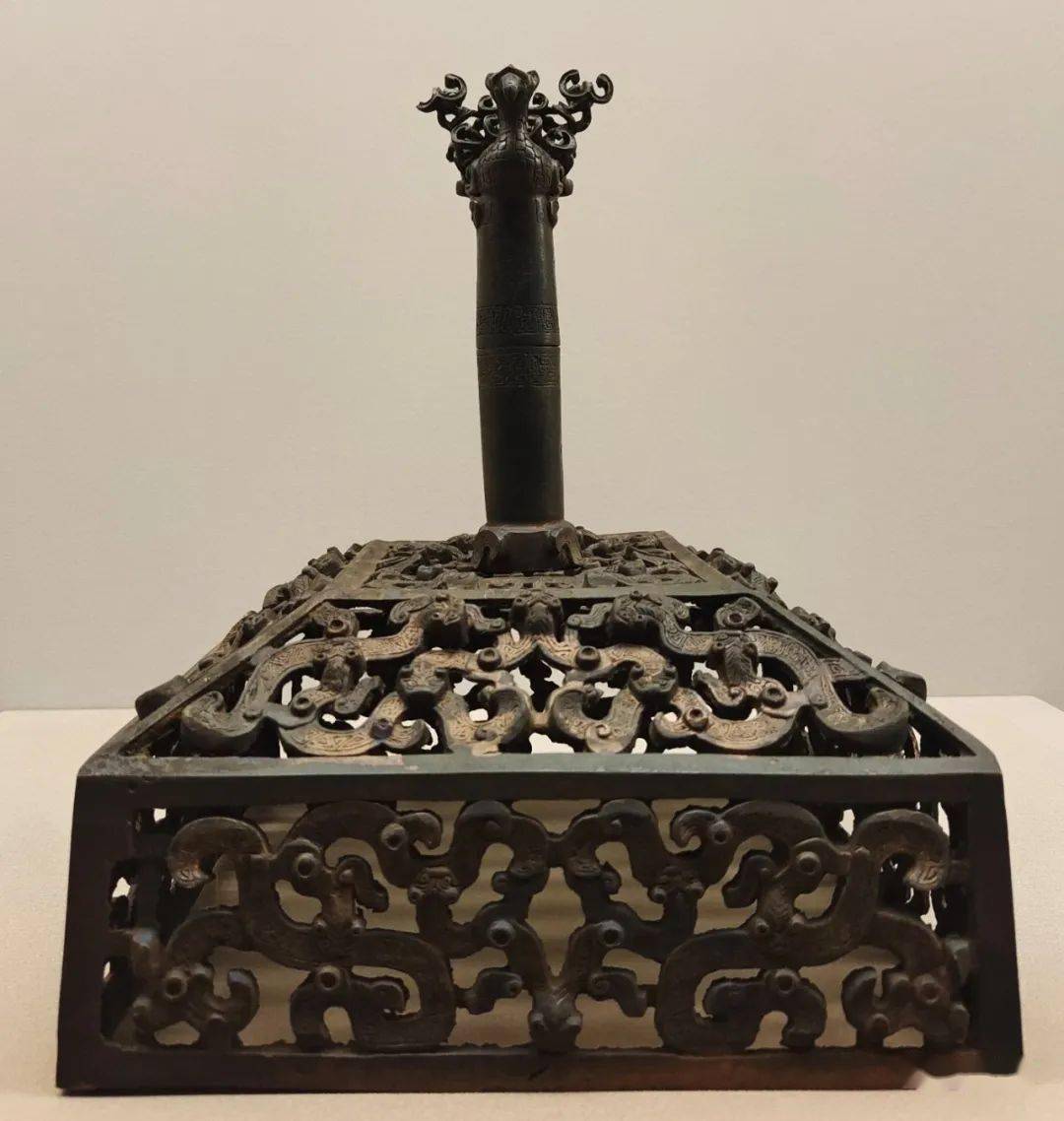 文物中的吉祥龙:乐艺会新年贺春专辑16铜座篇_鼓座