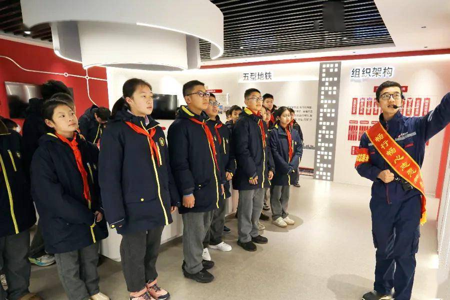 参观寻访亲历污水净化之旅无锡市天一第二实验小学红领巾寻访小队