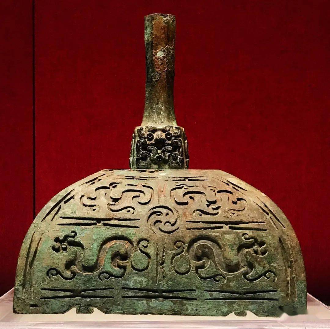 文物中的吉祥龙:乐艺会新年贺春专辑16铜座篇_鼓座_青铜_战国