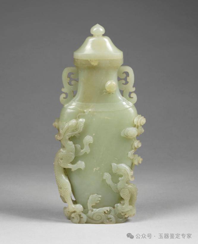 白玉龙凤纹山形座扁瓶清青玉云龙纹象耳活环扁圆盖瓶清   青玉十二