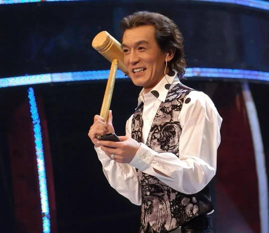 一代国民女神,从春晚消失了_赵忠祥_网络_倪萍