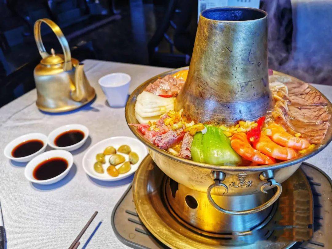 老大同火锅大同的餐饮业很丰富,所以大同还有美食之都的称号.