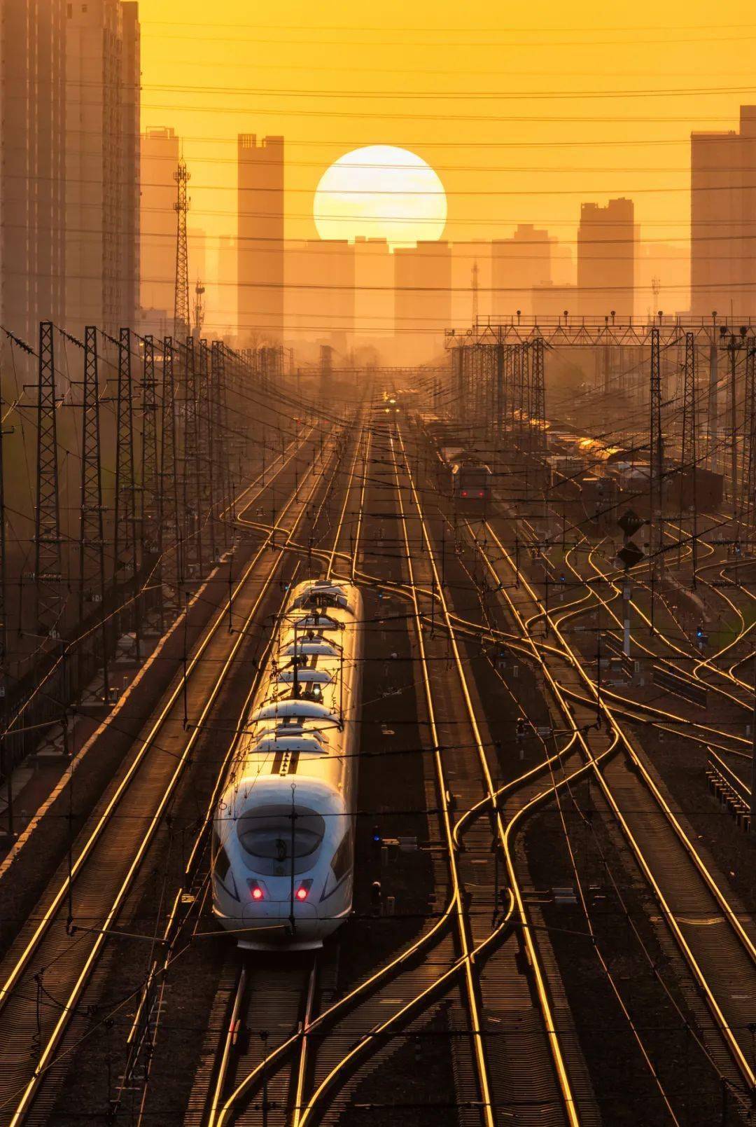 龙一号"第三代自主核电技术自信创新为华夏大地点亮璀璨华灯海南昌江