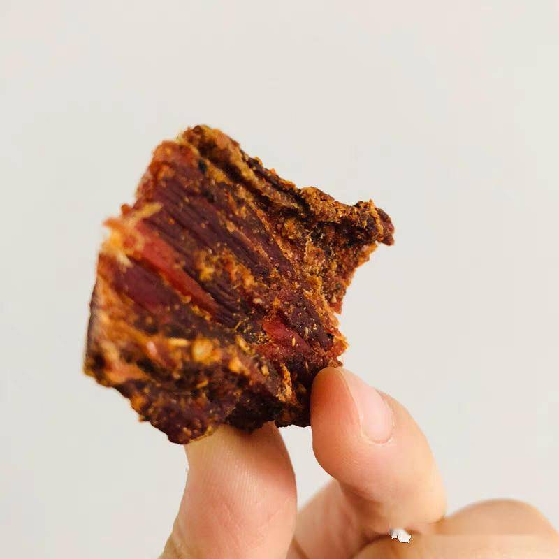 真牛肉,越嚼越香!生长在海拔3800米高原,野养长足7年