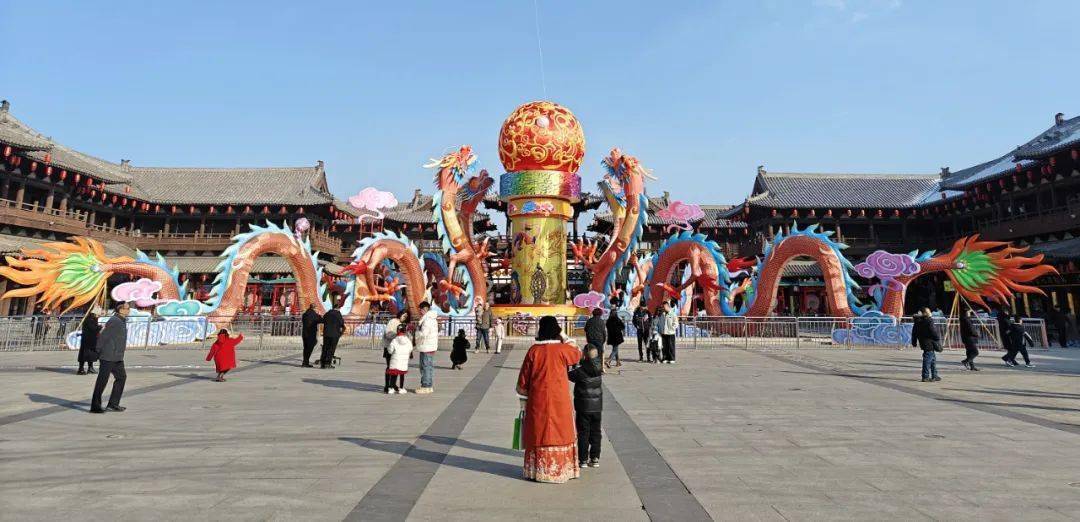 元宵节文化活动丰富多彩▲在运城市夏县瑶峰镇南关村党群服务中心