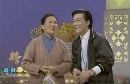 经典台词"司马缸砸缸""司马光砸光",配上她认真的神情,更是让观众们放
