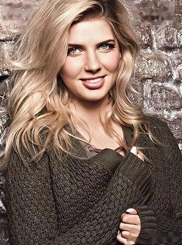 舒适漂亮的针织服饰 谁都喜欢_人们_青睐_明星