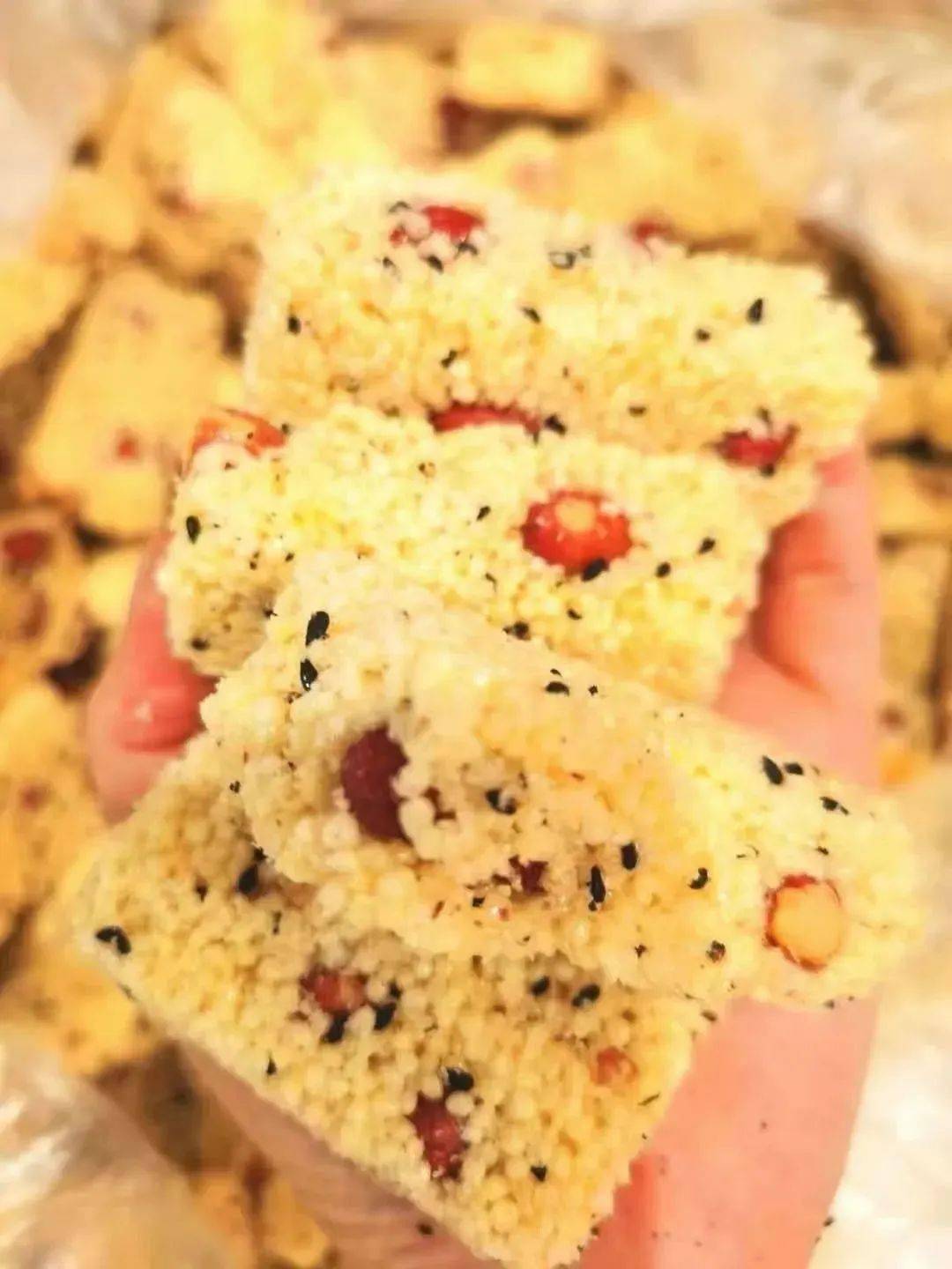 香,甜,酥,脆皆具,甜而不腻,酥而不硬,松而不散,小红书@易会林冻米糖