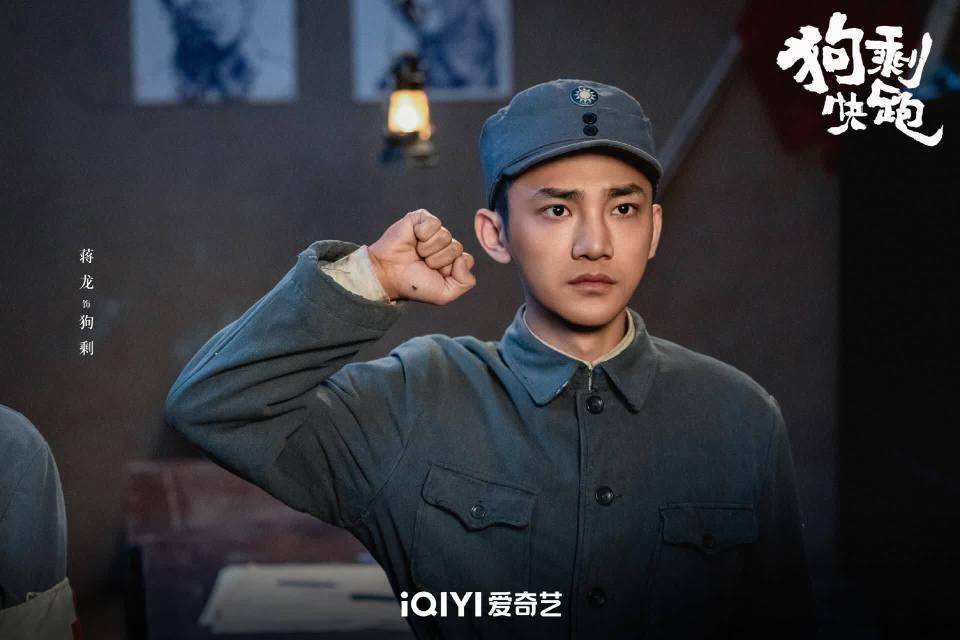 "还记得前两年大学生踊跃报名参演电视剧的新闻吗?