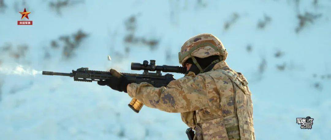 杨威说:"想当年前辈们从小米加步枪开始了一个新时代现在的我们正在