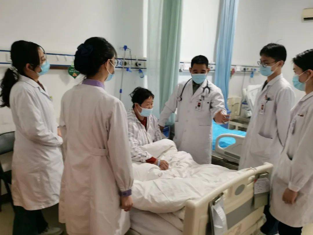关于中国中医科学院西苑医院陪诊团队黄牛随时帮患者挂号的信息