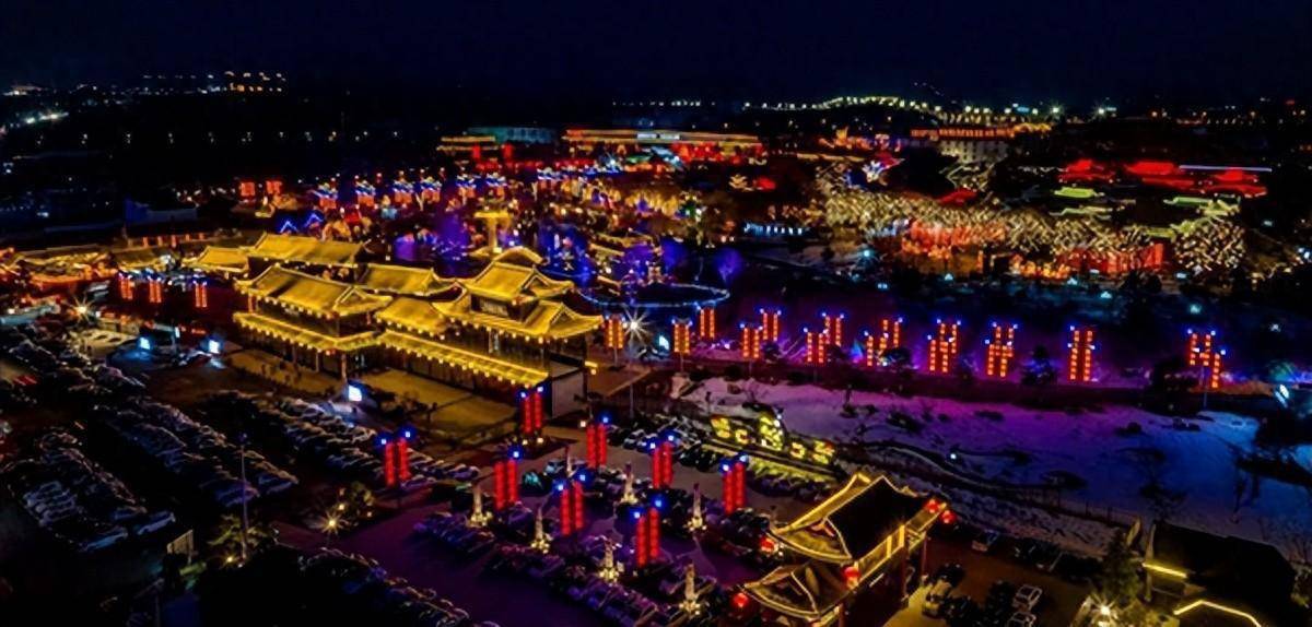 三晋春来早|铁花点亮年味浓 小镇璀璨迎新春_游客_司徒_山西