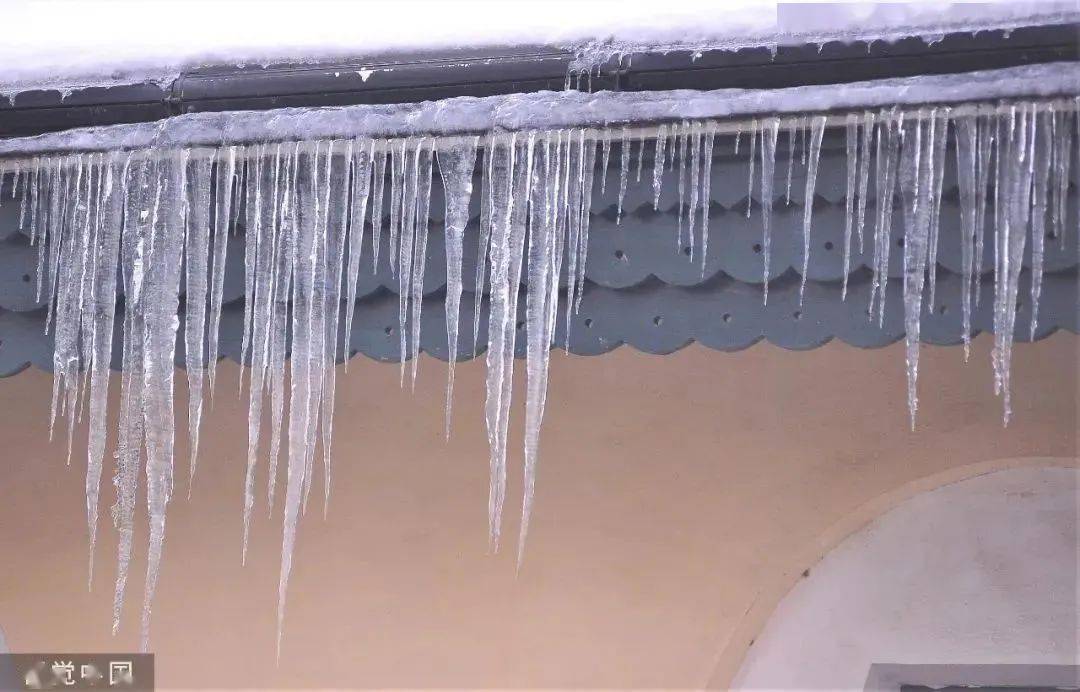 小心从天而降的"冰溜子"!_来源_视觉_图片