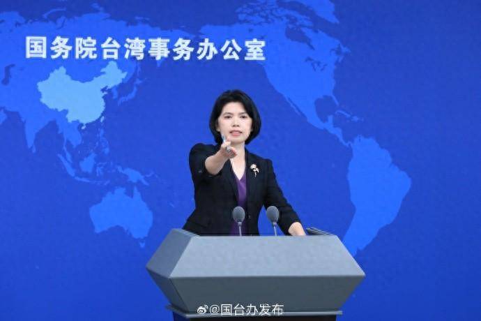 对此,国台办发言人朱凤莲表示,我们对遇难同胞及其家属表示深切哀悼与