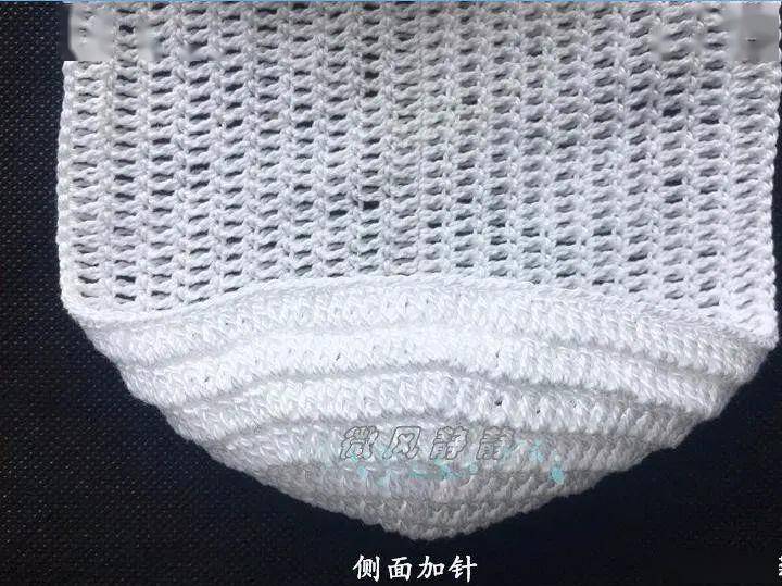 3,收边:4圈短针,1圈狗牙针收边;2,包体:不加不减钩17圈;1,起