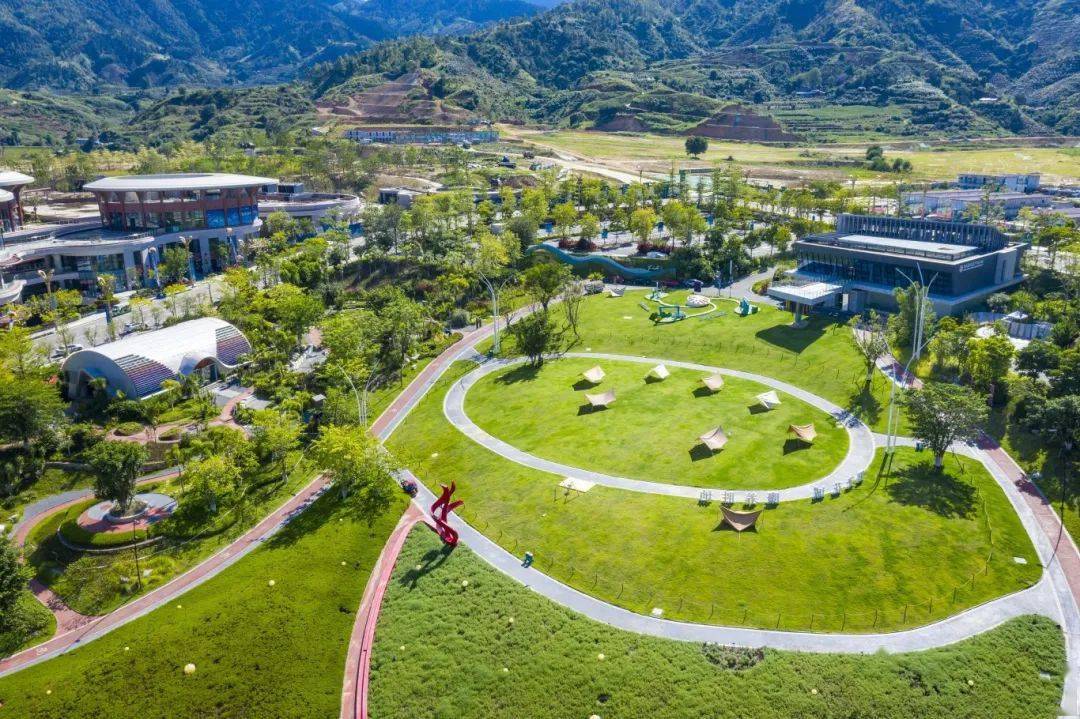 仁和年 最温暖丨湖光山色醉游人,一起去普达寻找春天