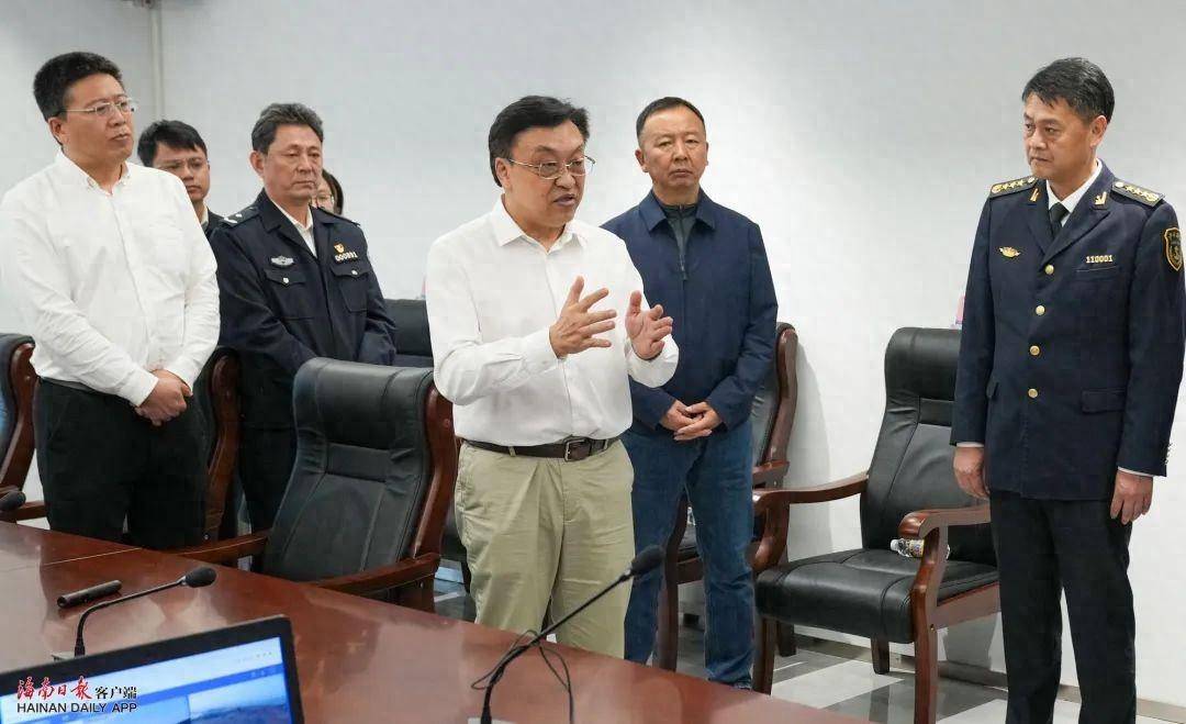 海南省委书记:直面问题,及时回应群众关切,千方百计保障旅客平安顺利