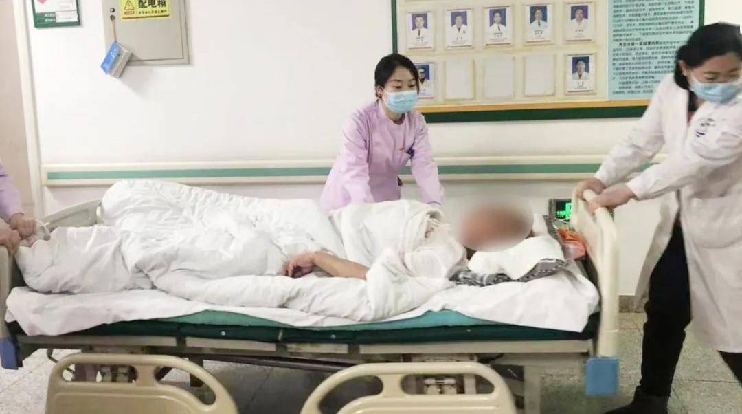 大年初四,荣军疗养院的工作人员和患者家属带着一位革命老兵的嘱托