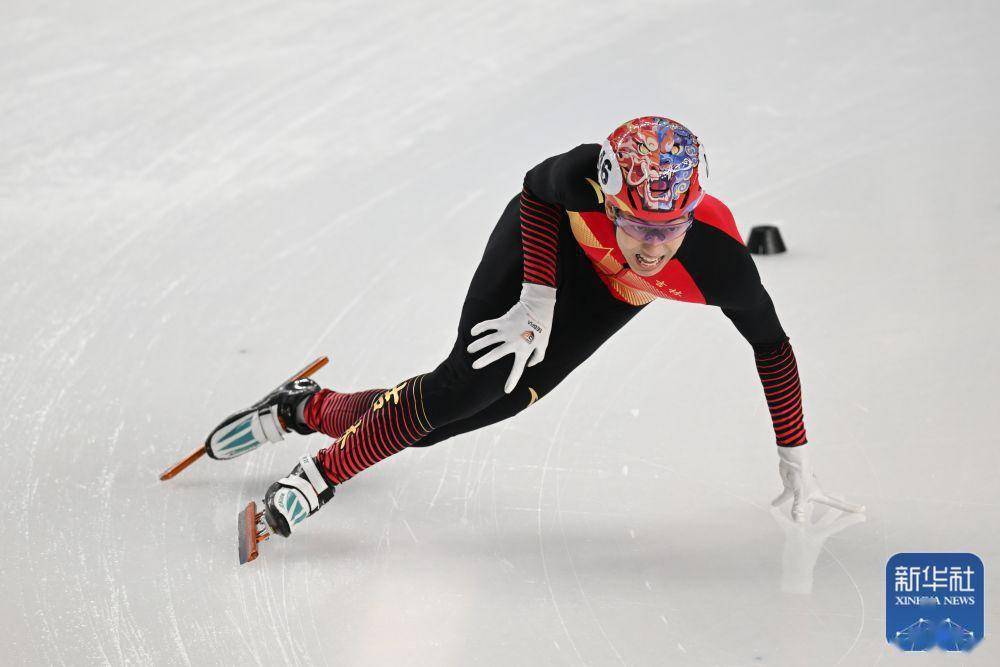 短道速滑运动员马威图片