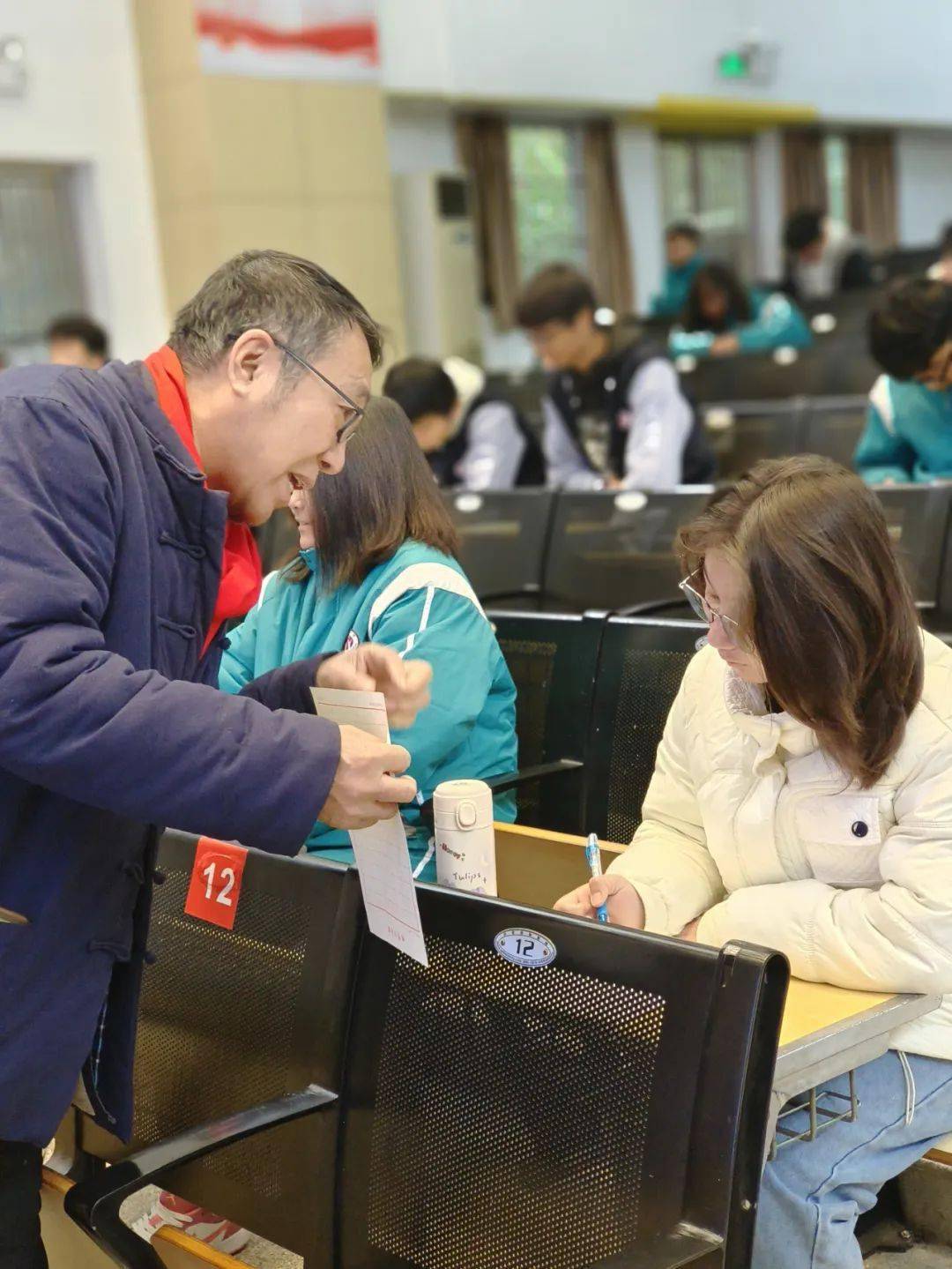 心心相"印" 与"泥"有约——广州市禺山高级中学内地新疆高中班开展"泥