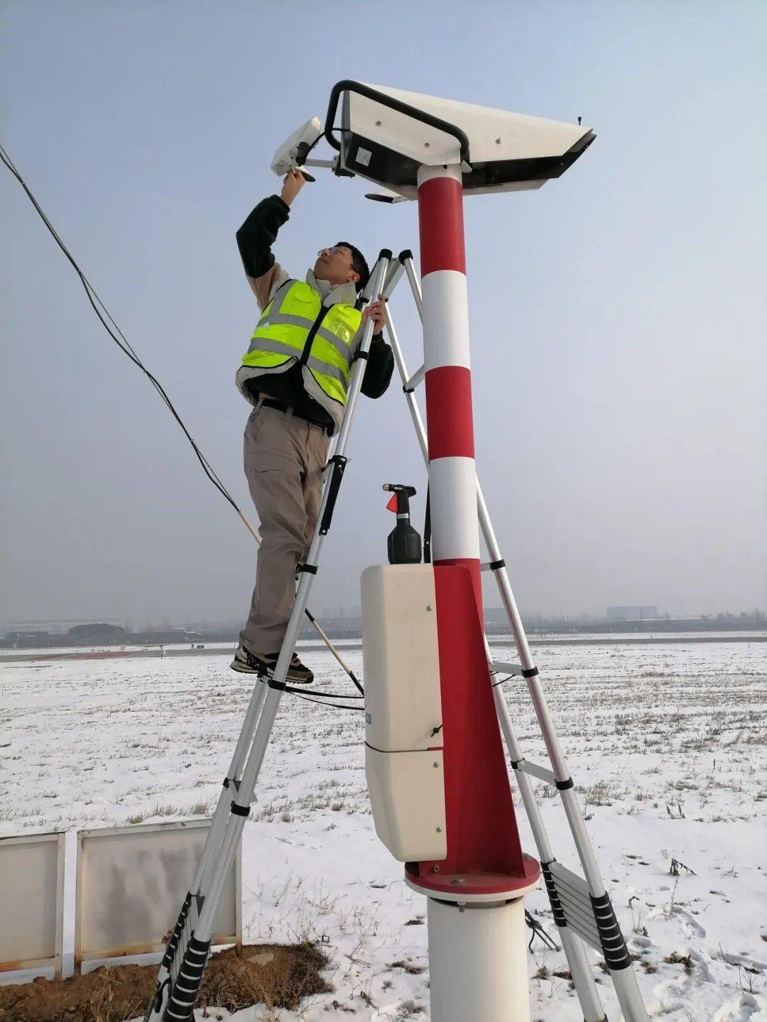 作者:谭志波单位:湖南航空简介:祝大家在新的一年里,身体健康,工作