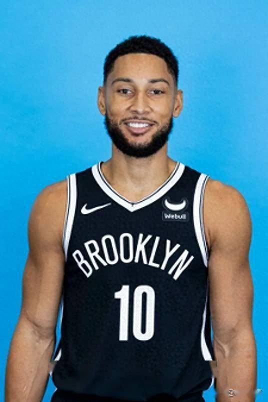 本西蒙斯,虽然是状元秀,不过他近些年的出勤率实在是非常糟糕,饱受背