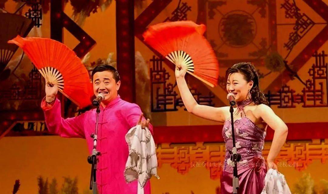 靠赵本山走红,却与"恩师"分道扬镳,小品女神闫学晶怎样了_二人转_表演
